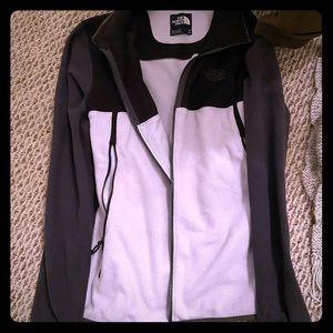Size MEDIUM NORTHFACE FLEECE JACKET